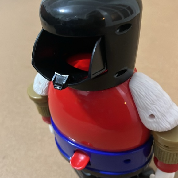 M&M’s Candy Dispenser - Picture 3 of 7